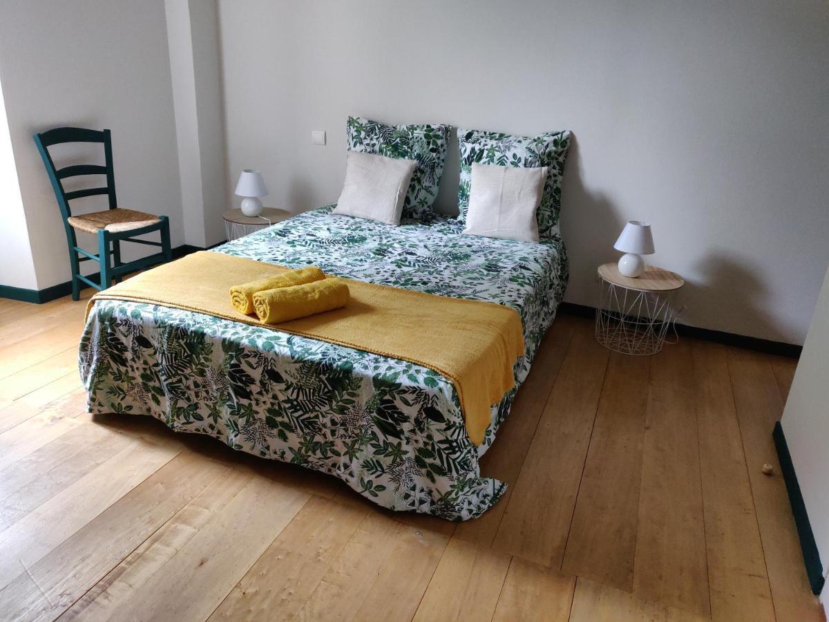 Le Logis de Lou avec petits déjeuners compris Blars Esterno foto