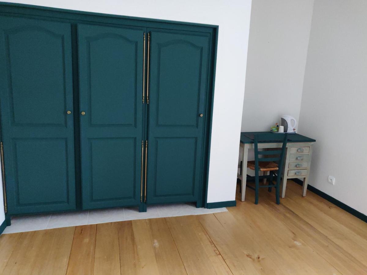 Le Logis de Lou avec petits déjeuners compris Blars Esterno foto